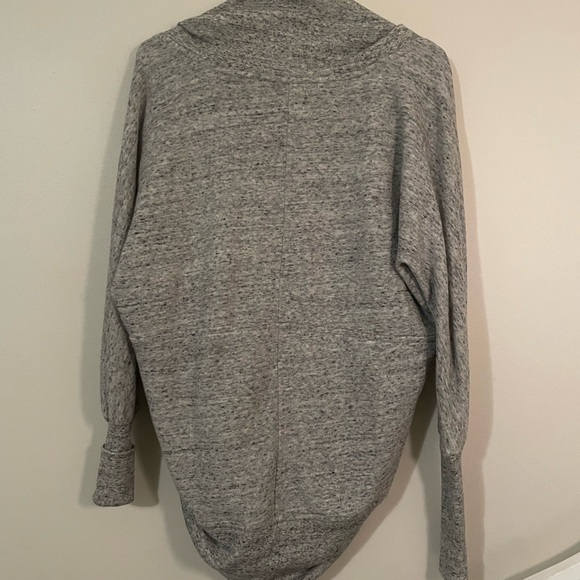 xs wilfred light grey cocoon cardigan - Picture 2 of 5
